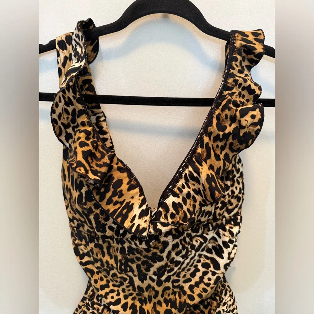 DKNY Jaguar Print One-Piece Ruffle  V-Neck Swimsuit - Size M‎